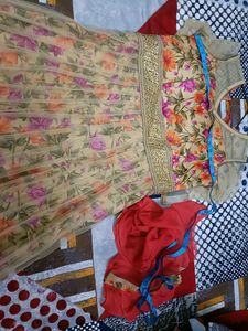 Multicolorur Heavy Gown/ Anarkali In L Size