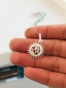 Pure Silver Om Pandal (wt:-1.600g)