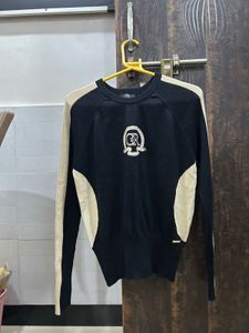 Stylish Black & Beige Knit Sweater