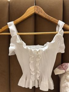 Chic White Ribbed Knit Crop Top