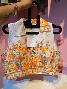 Floral Sleeveless Collared Crop Top