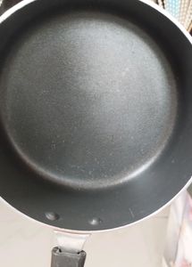 Brand New Non Stick Sause Pan (Red Colour)