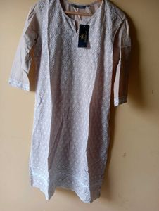 Avaasa New Kurti