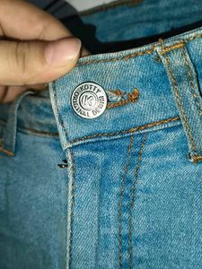 Light Wash Wide Leg Jeans for women