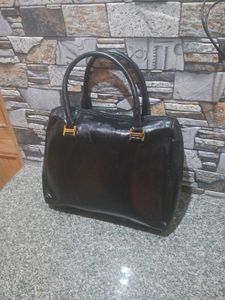 Chic Black Patent Handbag