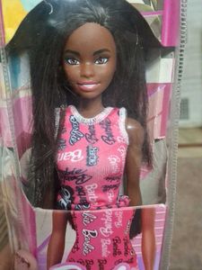 Barbie Doll - Fashionable Playtime Fun