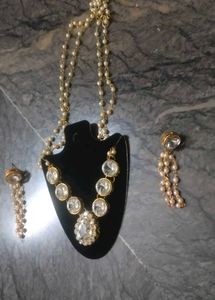 Exquisite Gold-Toned Indian Jewelry Set