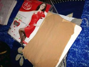 Elegant Hosiery - New in Package ( Only 1 piece)