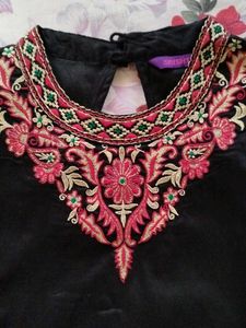 Embroidered Black Kurta | Short