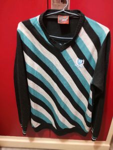 Check Color Sweater With Detachable Hoodie