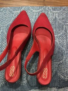 Elegant Red Slingback Heels 👠 (41)