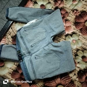 Light Wash Denim Jeans