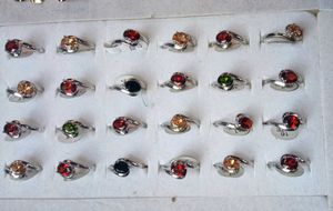 Elegant Silver Tone Fashion Ring
