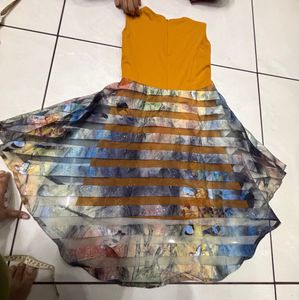 Stylish Yellow Dress with Abstract Print
