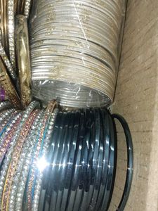 Assorted Bangles Set