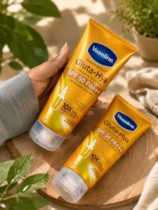 pack of 2 Vaseline Gluta Hya - Antioxidant SPF 50