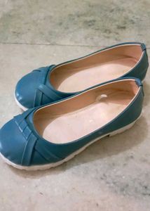 Stylish Blue Ballerina Flats