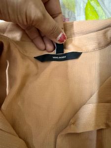 🌸Vero Moda slim-fit shirt