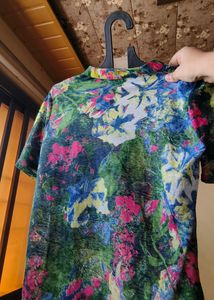 CLOTHES