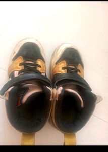 5 Yes Baby Boy One Clog, 2 Sports Shoes
