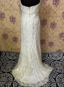 Elegant White Lace Bridal Gown