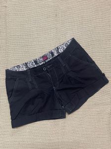 Women's Black Cuffed Shorts