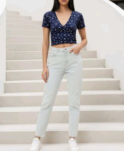 Cute Floral Wrap Cropped Top