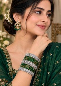Premium Traditional Bangle Set