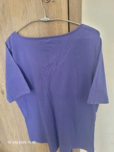 BENETTON Purple V-Neck T-Shirt