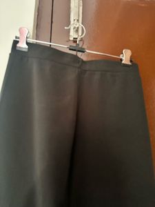 Classic Black slit skirt