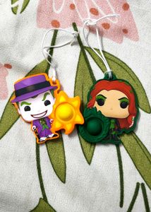 Joker & Poison Ivy Pop Fidgets, kinder Joy toys