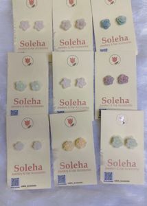 Soleha Flower Stud Earrings