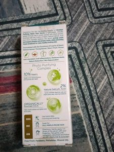 Himalaya Purifying Neem Face Serum