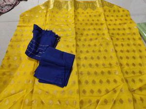 Vibrant Yellow Set with Blue Bottom