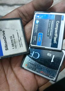 CompactFlash Memory Cards - 1GB Lot