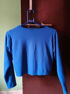 Blue V-Neck Ribbed Cropped Top
