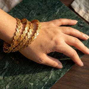 Exquisite Leaf Design Gold Bangles