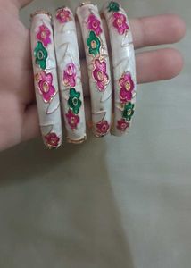 Set of 4 White Floral Bangles rajasthan kada