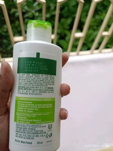 Simple Beplain And Minimalist Moisturizer