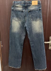 Stylish Blue Wash Jeans