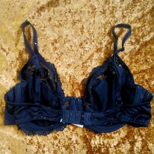 Women's Black Lace Trim Brassiere
