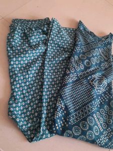 like New  Teal Bandhani Print Kurta Set  Offer