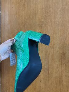 Snake Textutre Green Boots Size 36/38