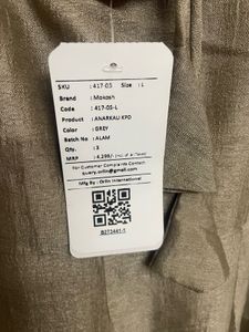 Elegant Embroidered Kurta
