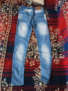Men's Light Wash Jeans