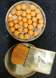 THE BRONZING PEARLS
