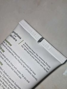 Plum Green Tea Pore Cleansing Face Wash