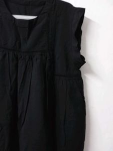 Chic Black Cotton Blend Top