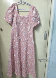 Chic Pink Lace Puff Sleeve Dress