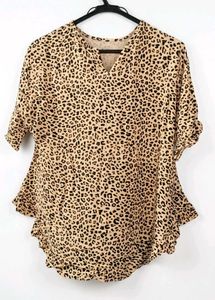 Leopard Print V-Neck Top